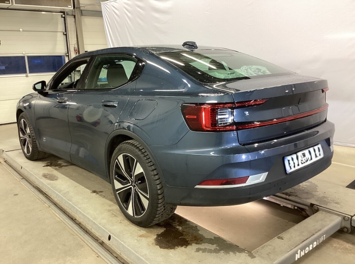 POLESTAR 2 2023