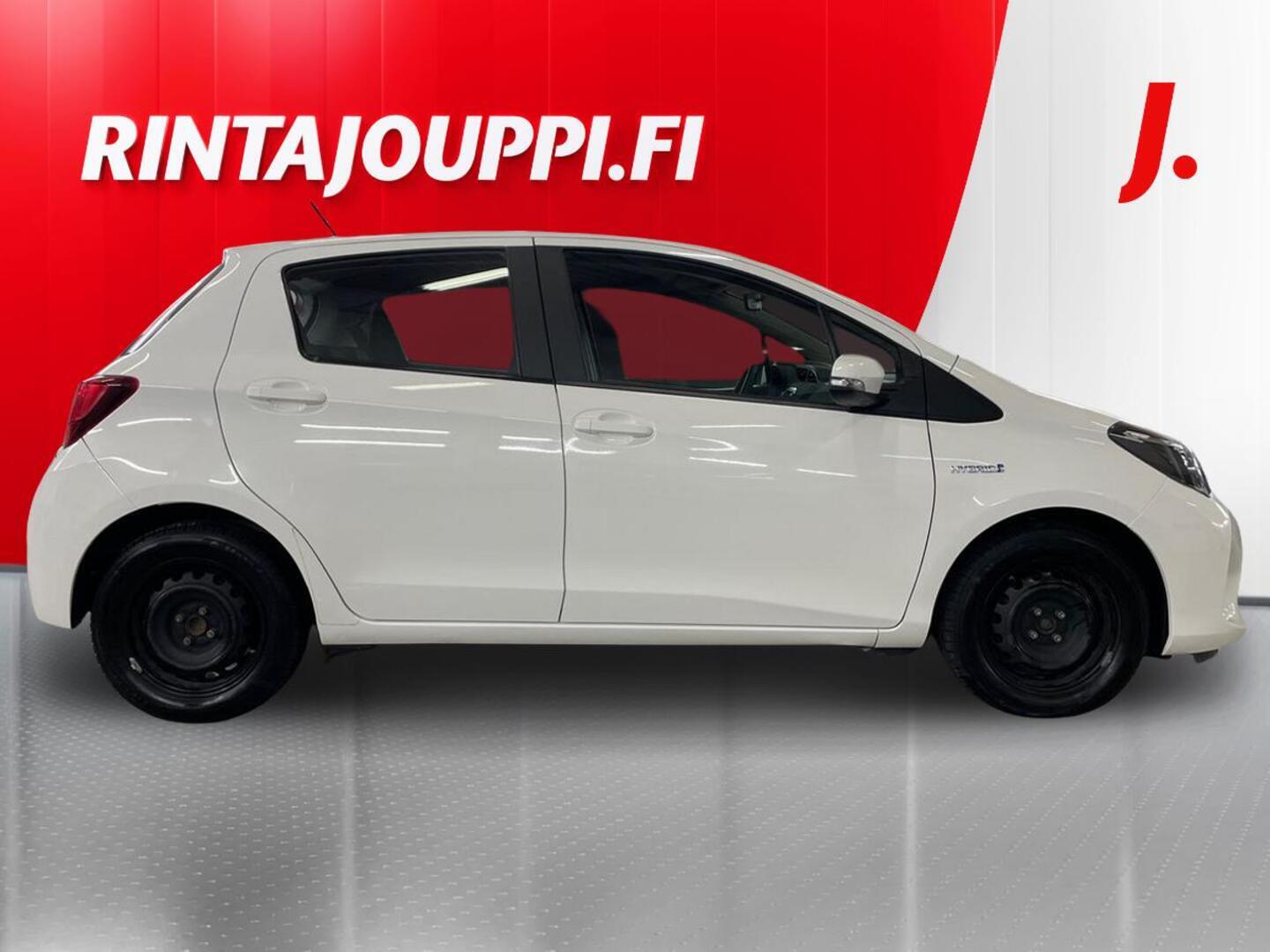 TOYOTA Yaris 2015