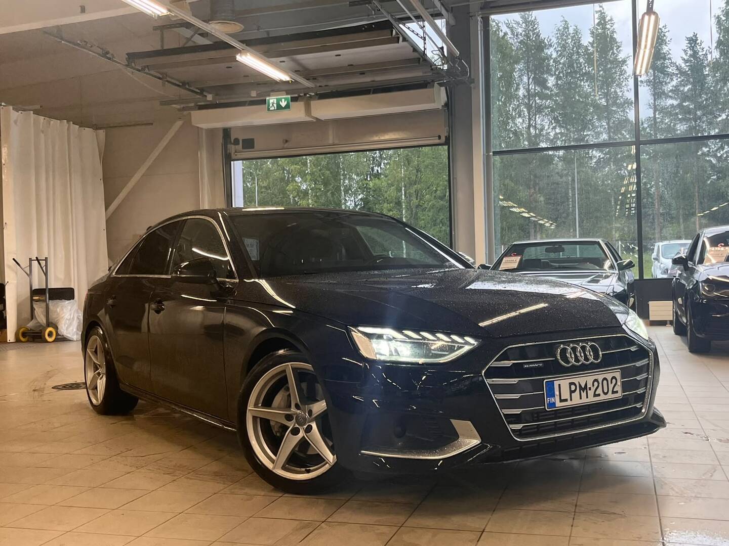 AUDI A4 2021