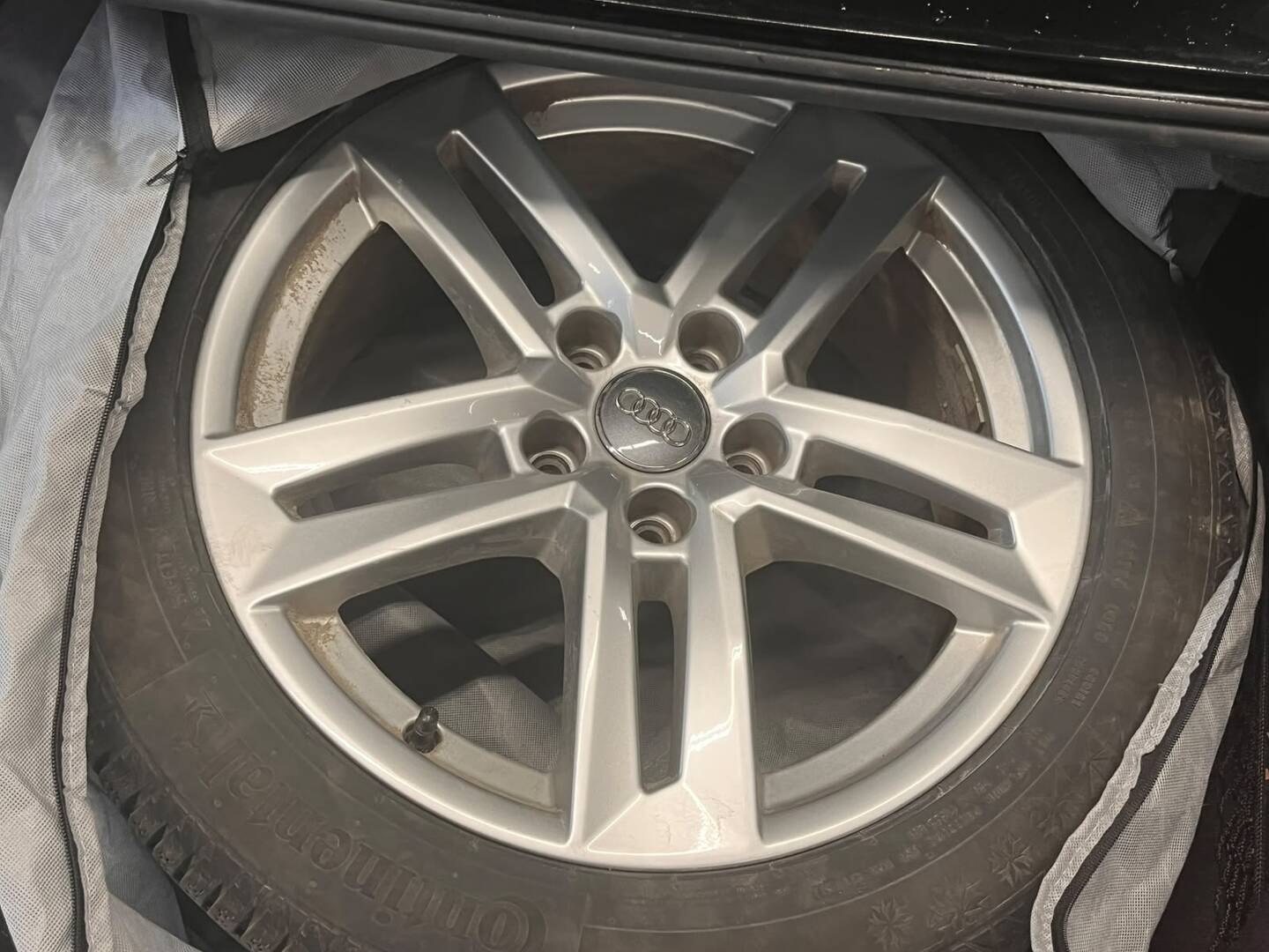 AUDI A4 2021
