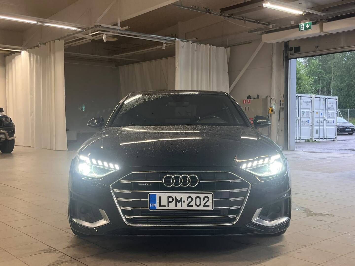AUDI A4 2021
