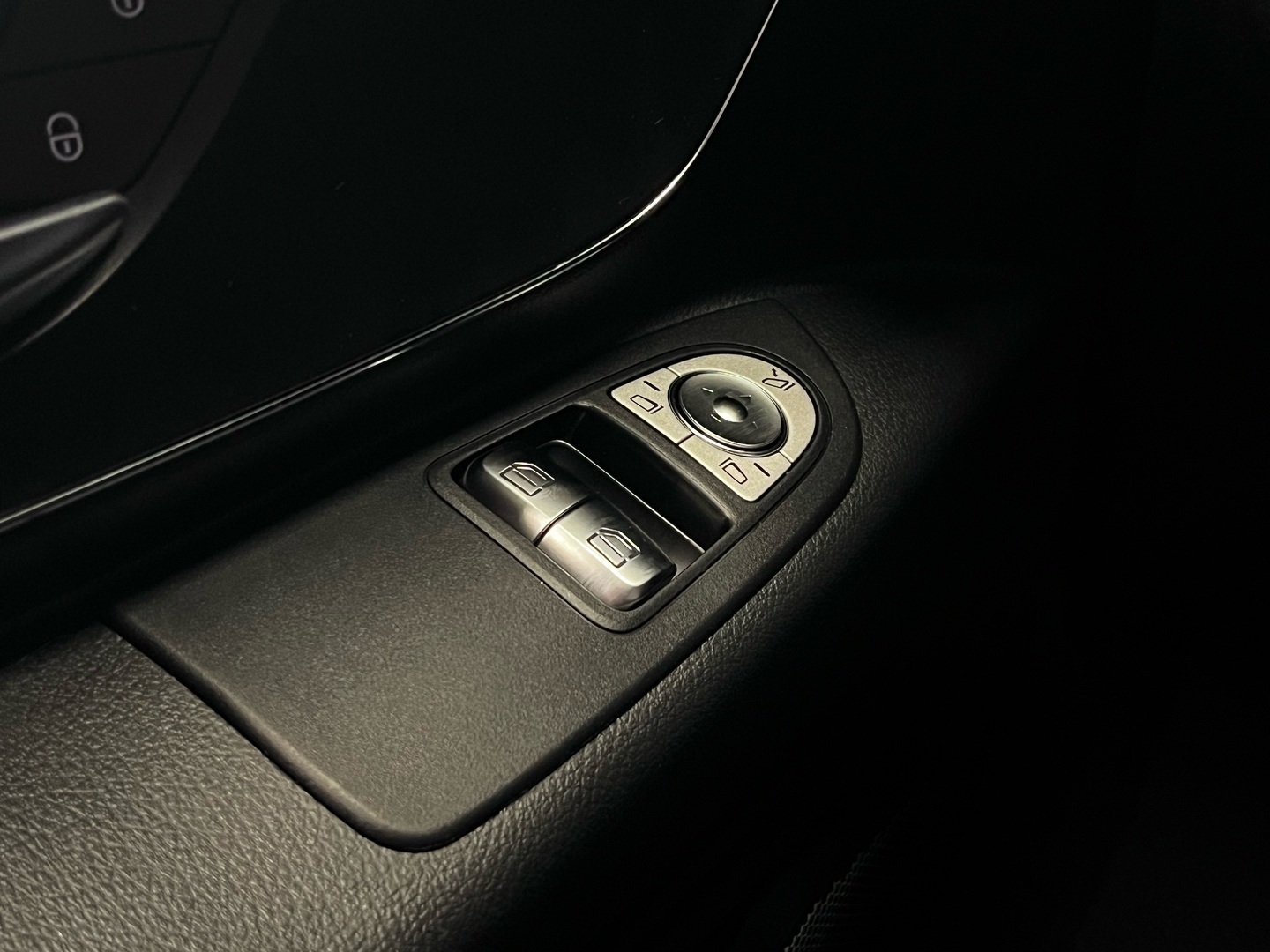 MERCEDES-BENZ Vito 2025