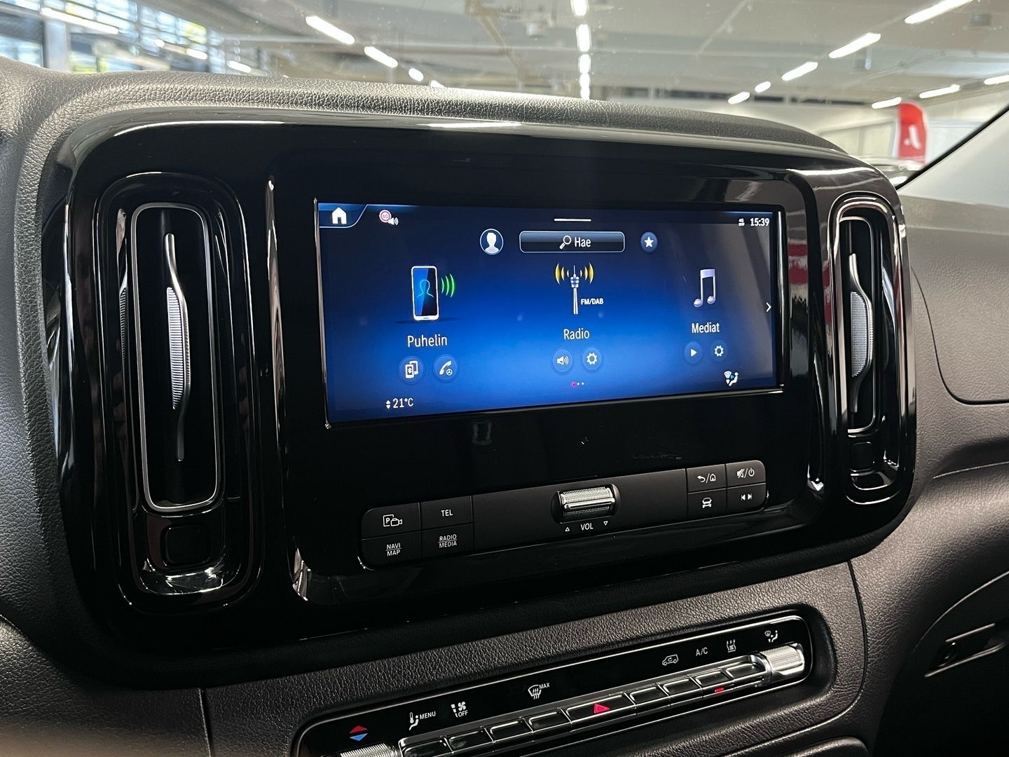 MERCEDES-BENZ Vito 2025