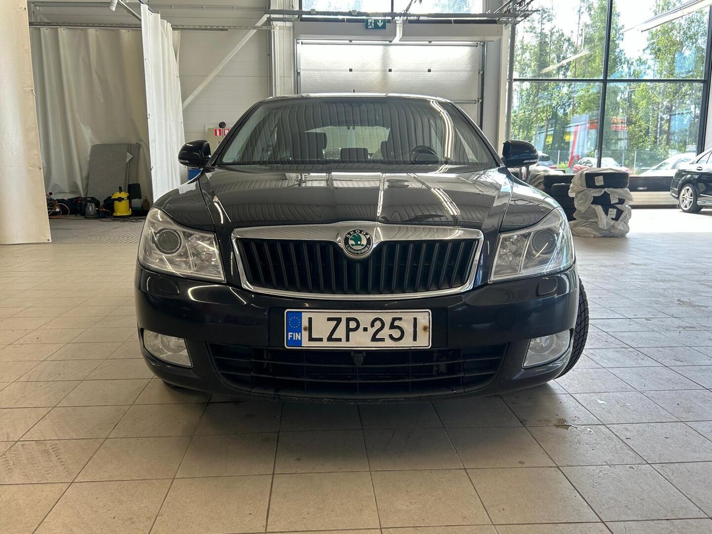 SKODA Octavia 2011