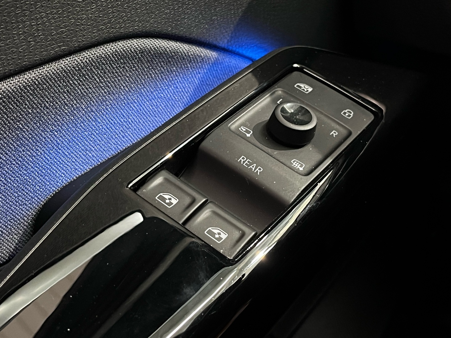 VOLKSWAGEN ID.3 2023