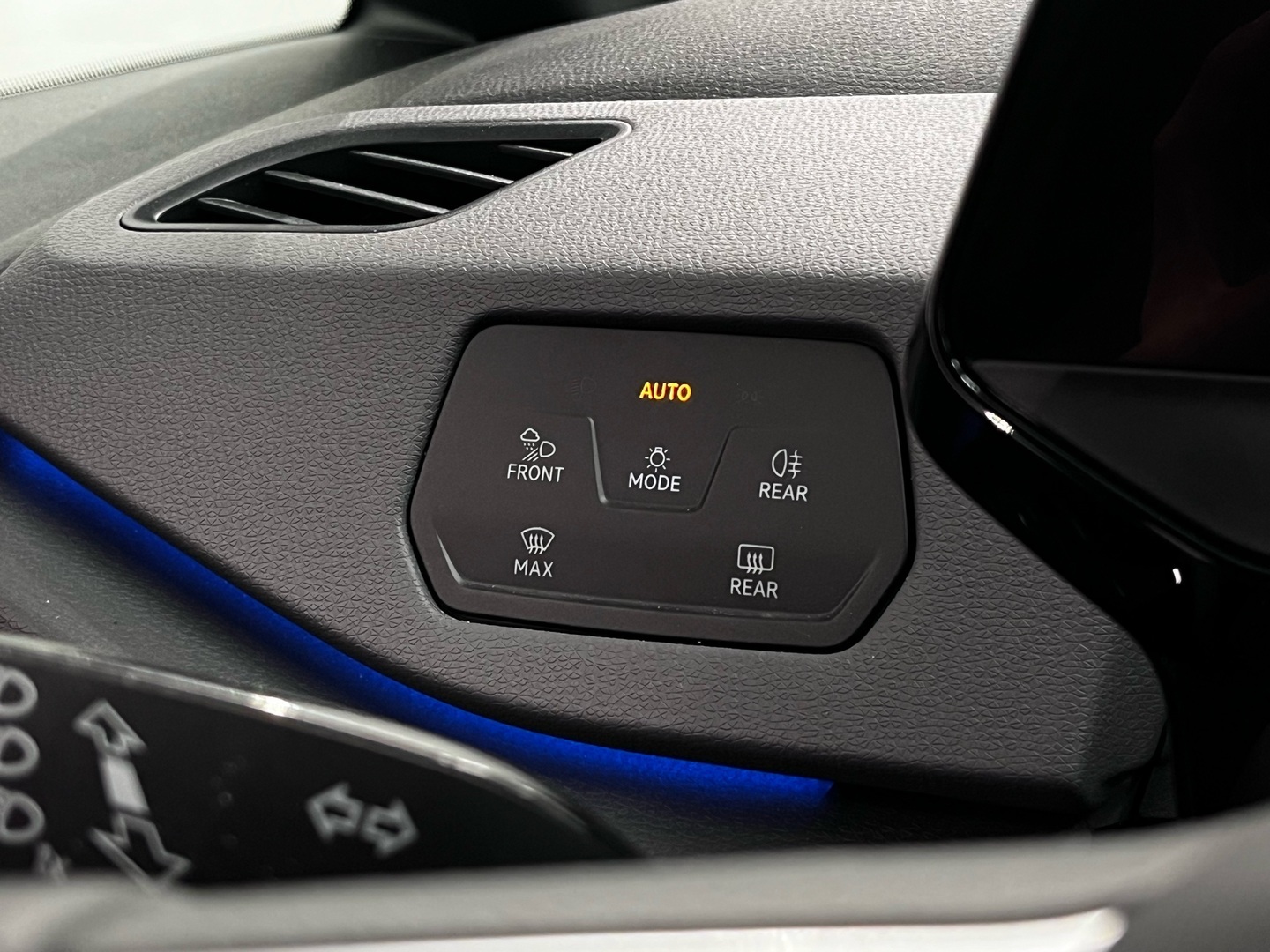 VOLKSWAGEN ID.3 2023