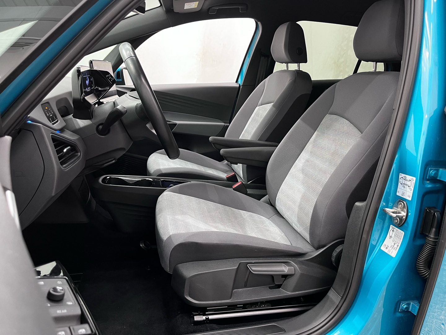 VOLKSWAGEN ID.3 2023