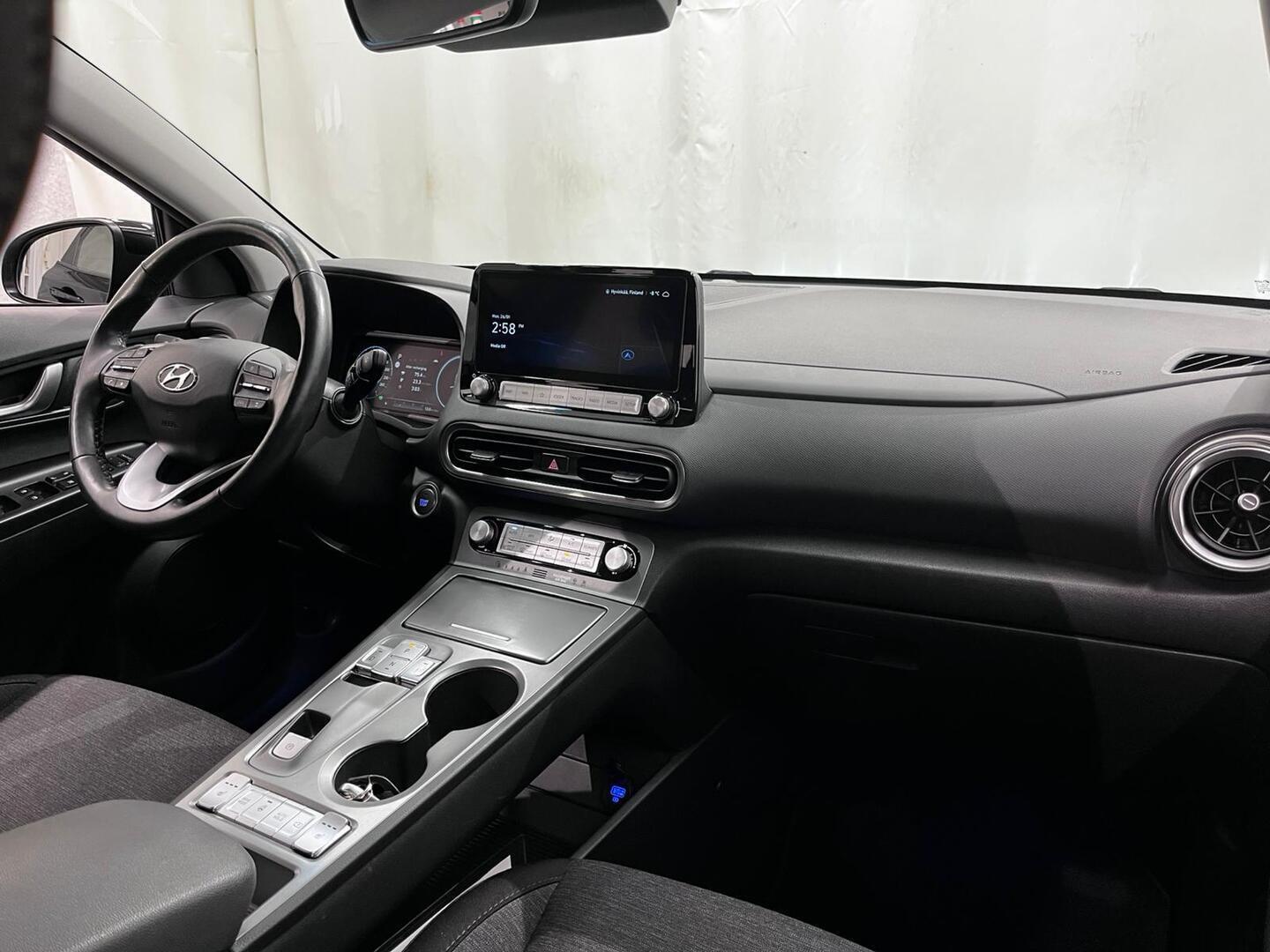 HYUNDAI KONA 2021