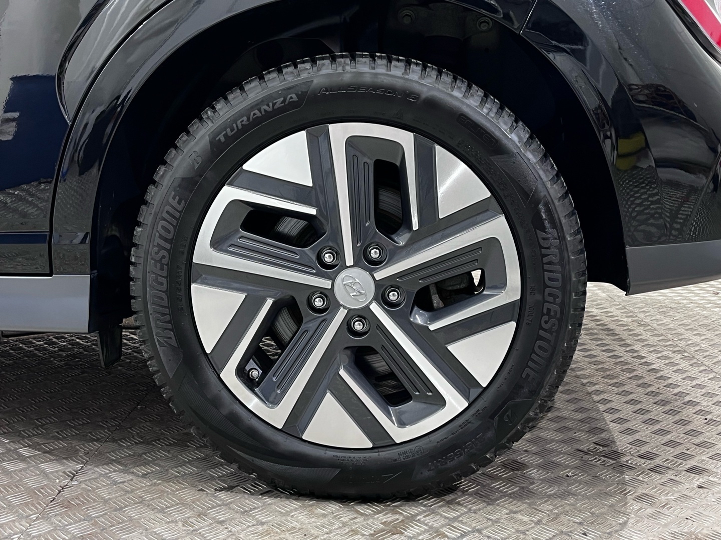 HYUNDAI KONA 2021