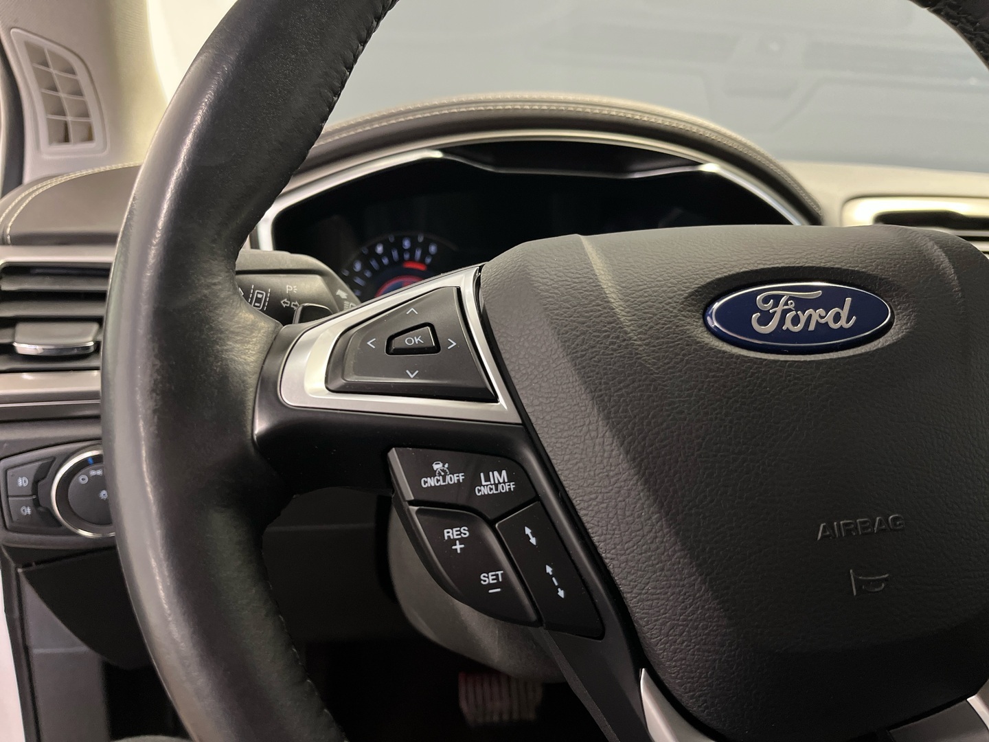 FORD Mondeo 2019