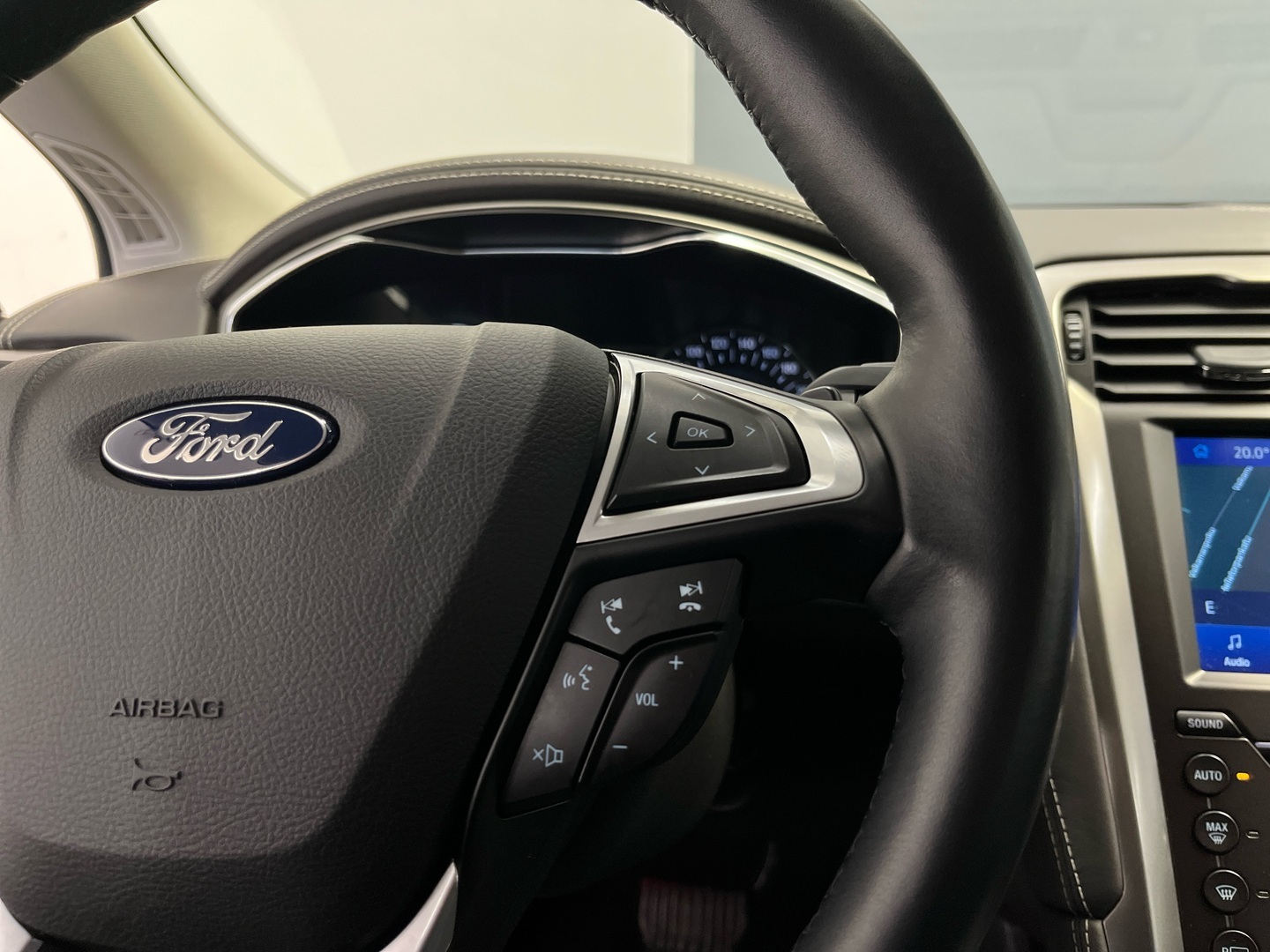 FORD Mondeo 2019