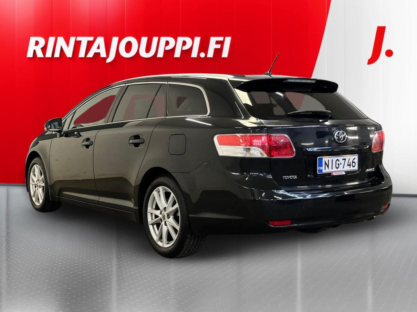 TOYOTA Avensis 2010