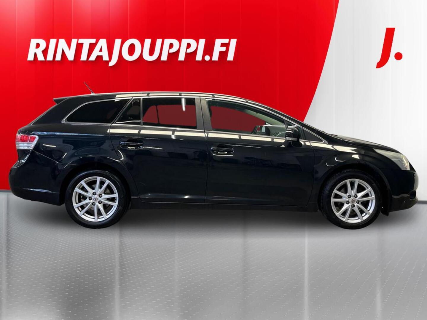 TOYOTA Avensis 2010
