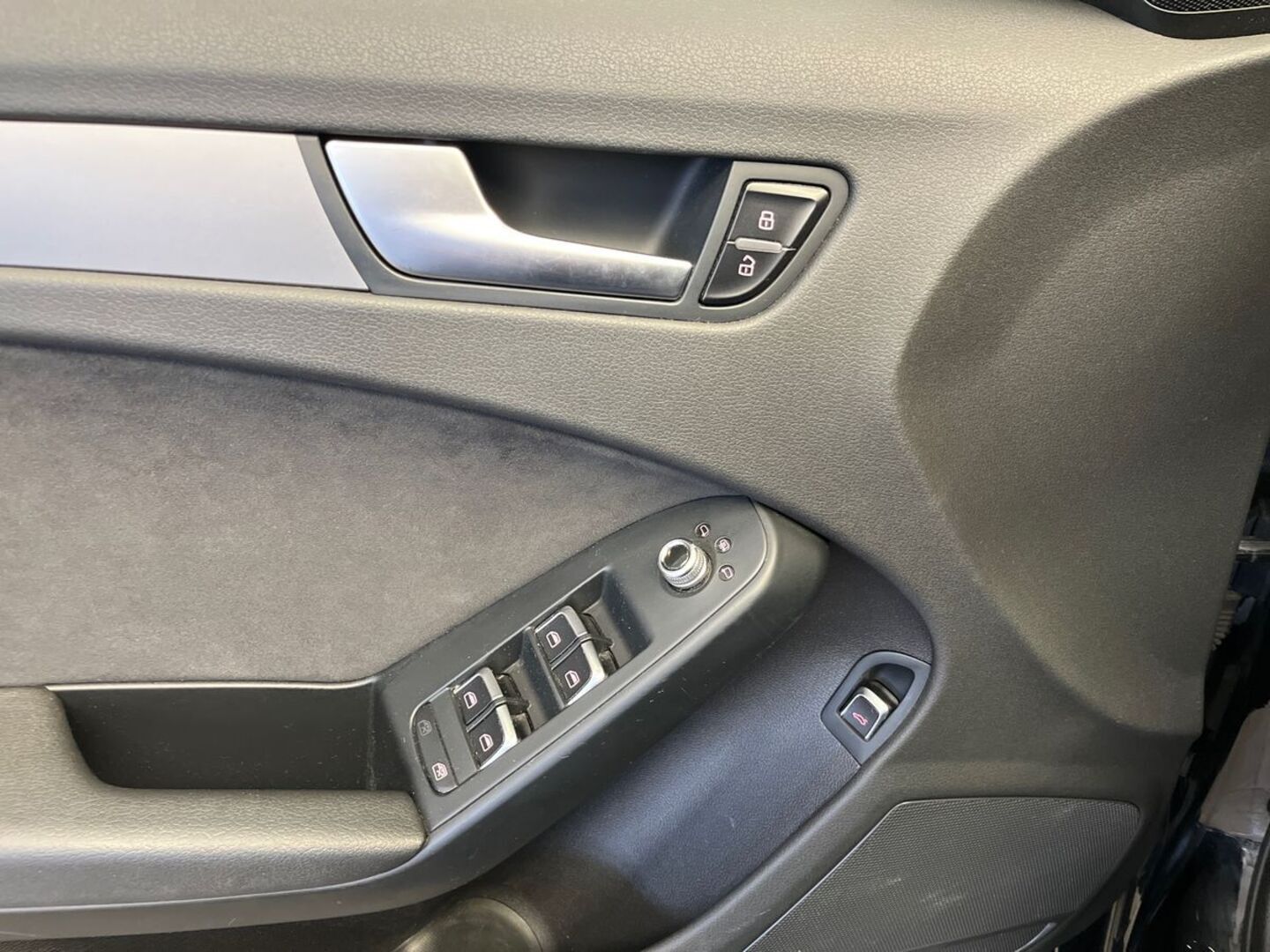 AUDI A4 19