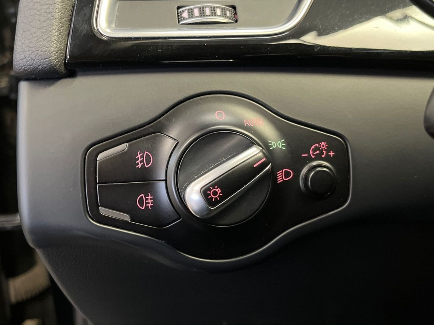 AUDI A4 21
