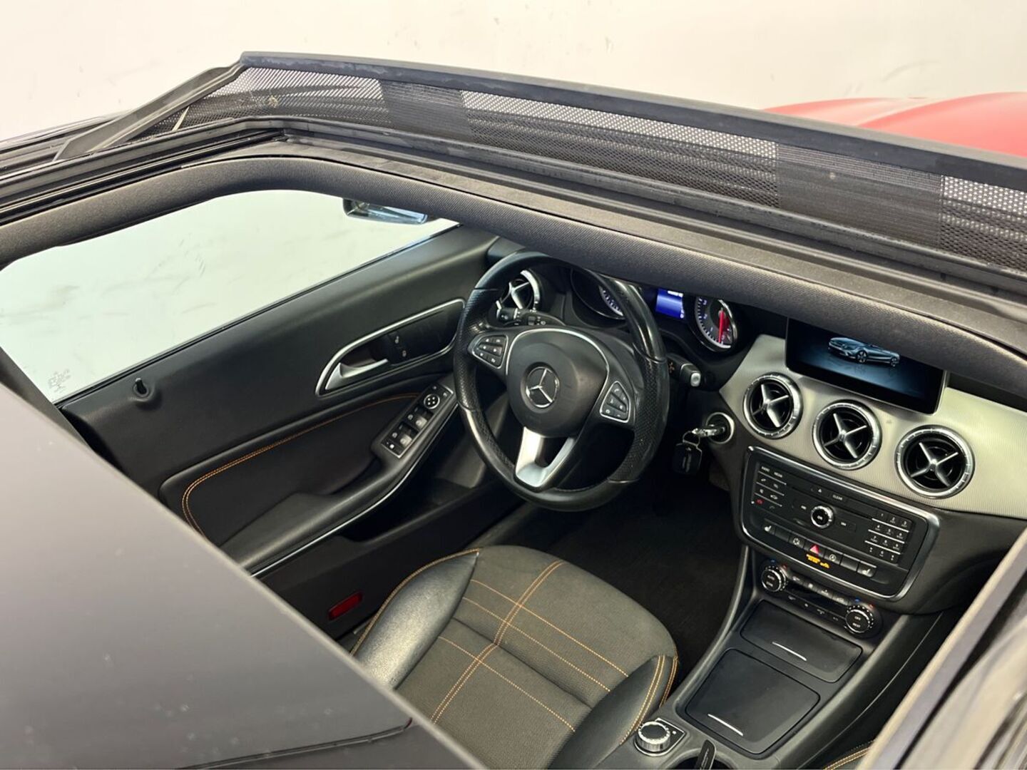 MERCEDES-BENZ CLA 2015