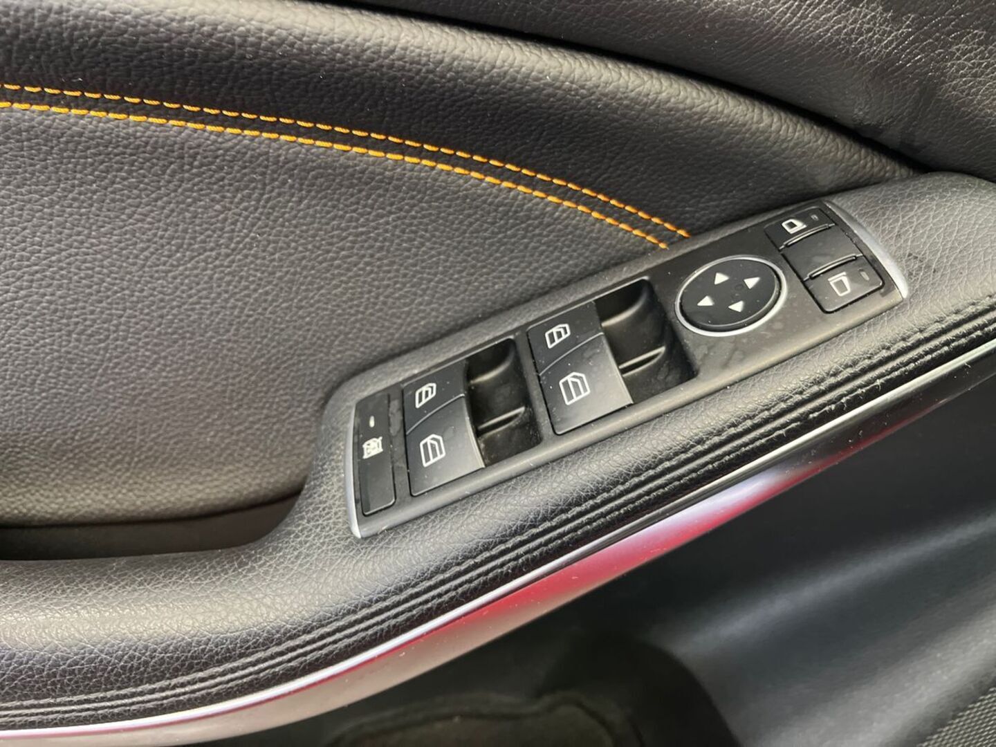 MERCEDES-BENZ CLA 2015
