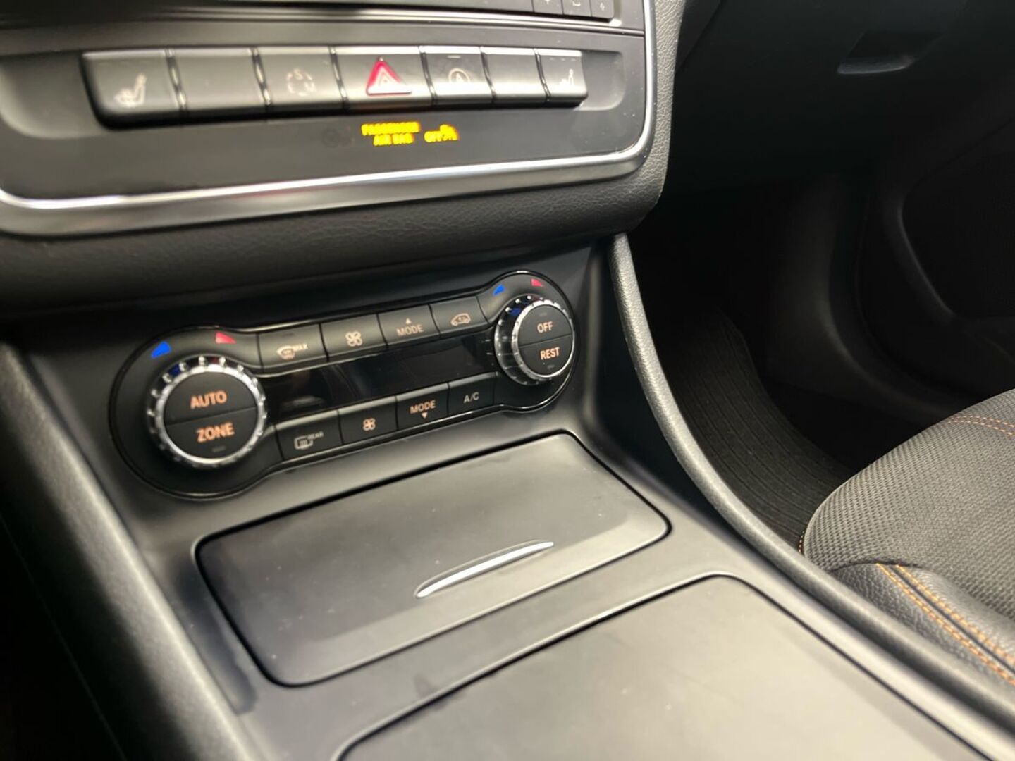 MERCEDES-BENZ CLA 2015