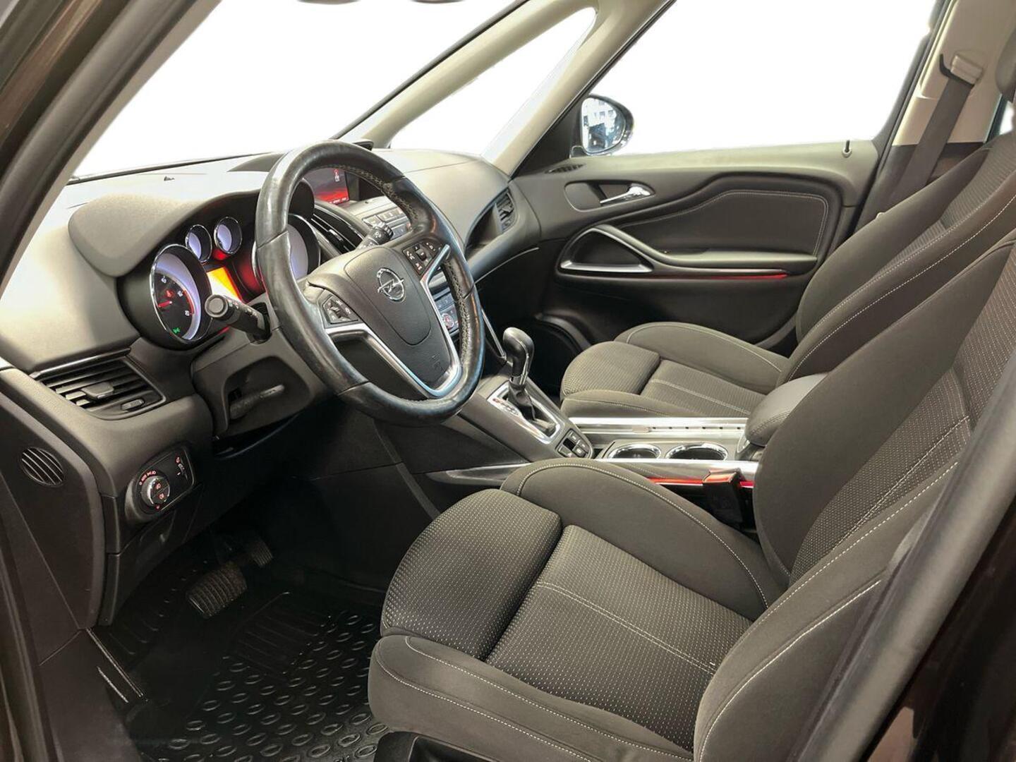 OPEL Zafira Tourer 2015