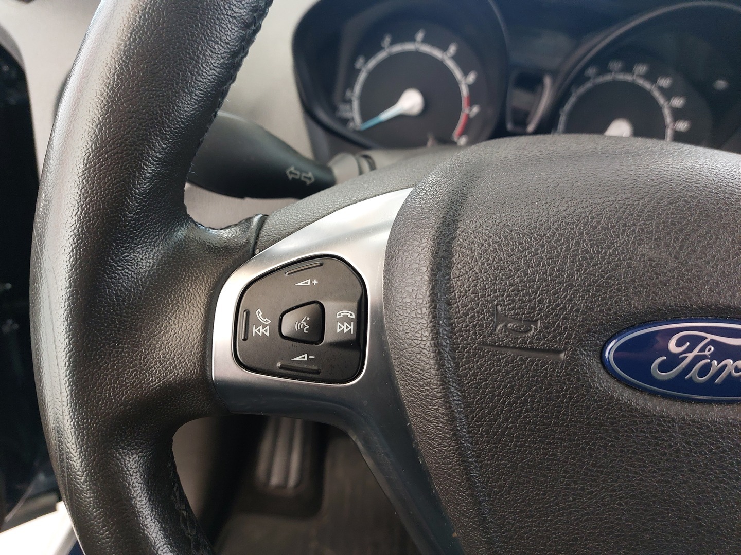 FORD Tourneo Courier 2017