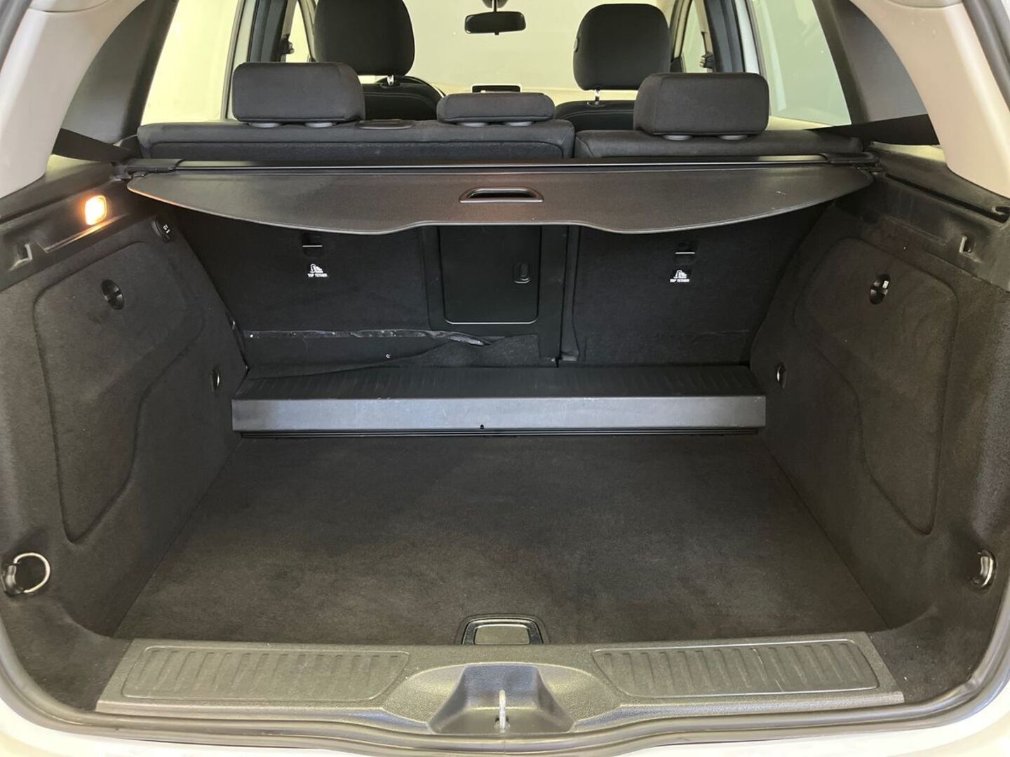 MERCEDES-BENZ B 11
