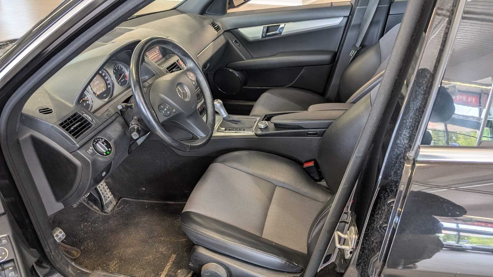 MERCEDES-BENZ C 2007