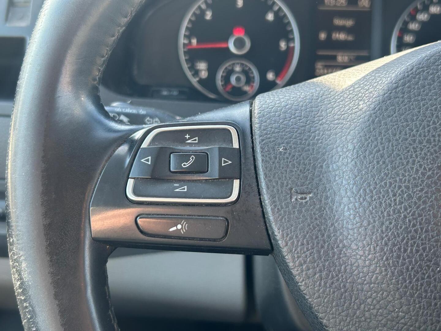 VOLKSWAGEN Transporter 2014