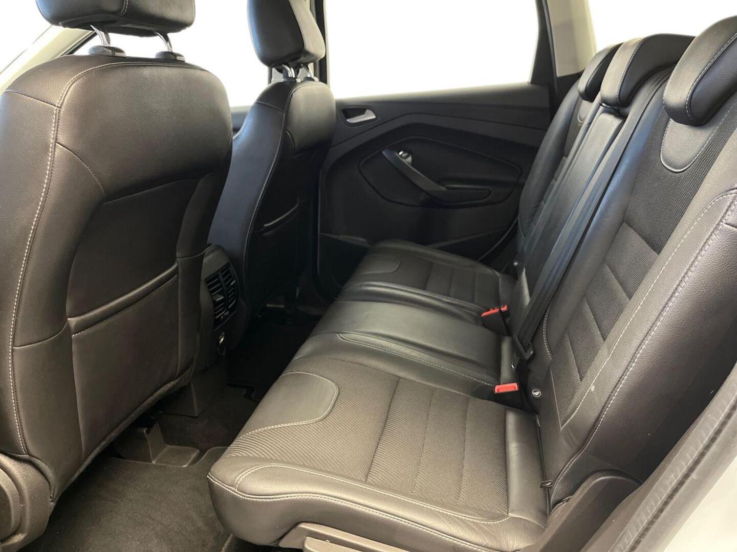 FORD Kuga 2015