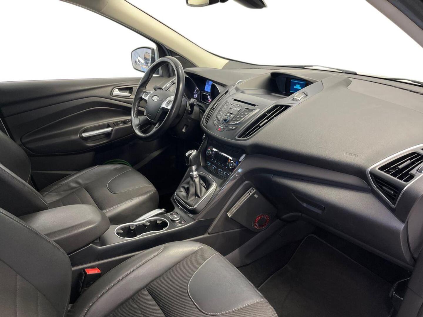 FORD Kuga 2015