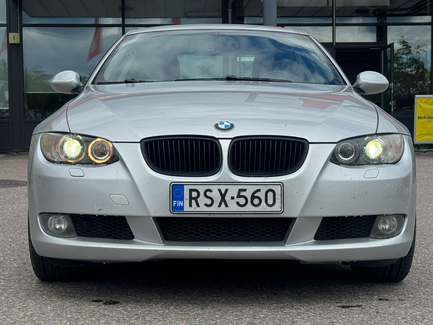 BMW 320 2007