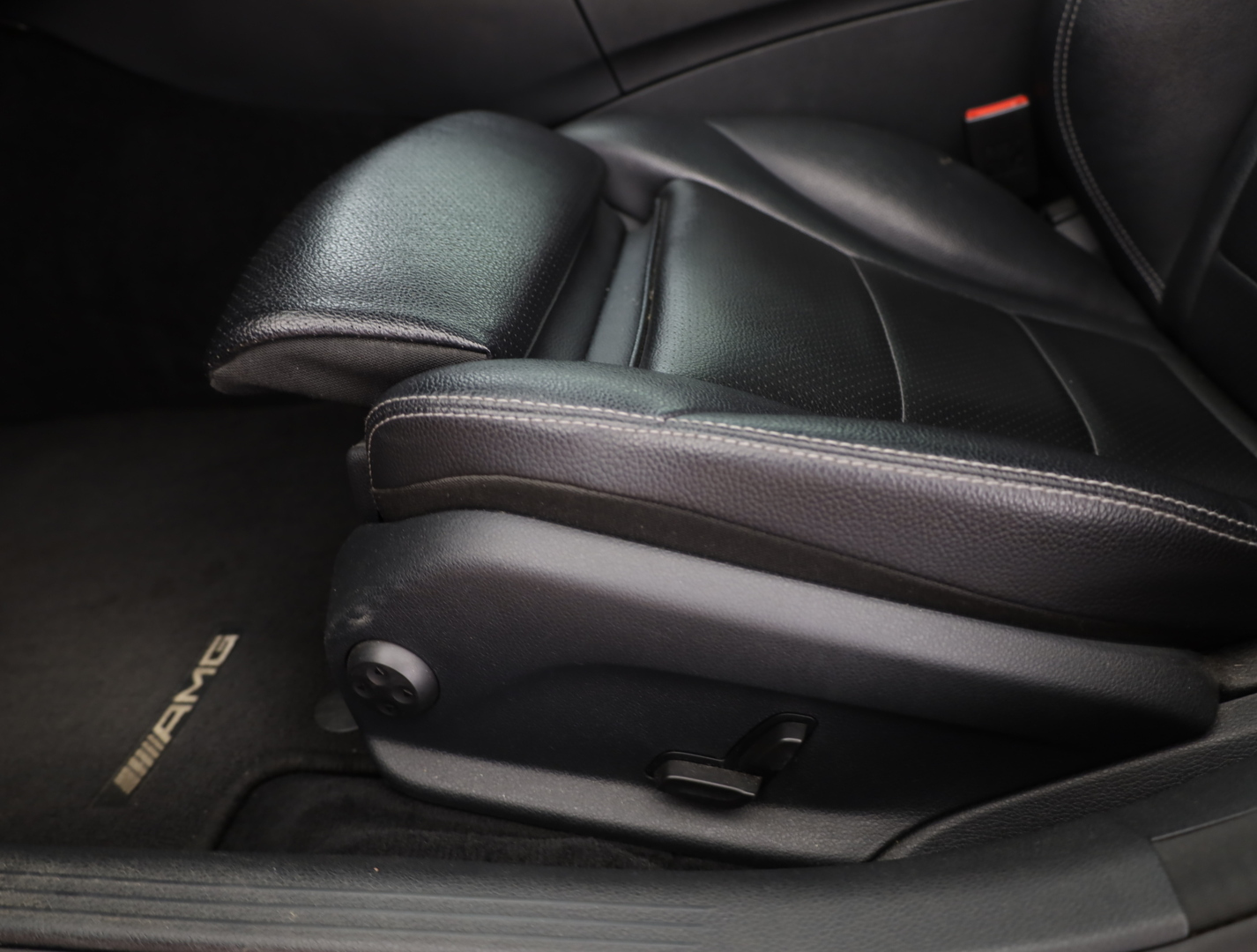 MERCEDES-BENZ C 2015