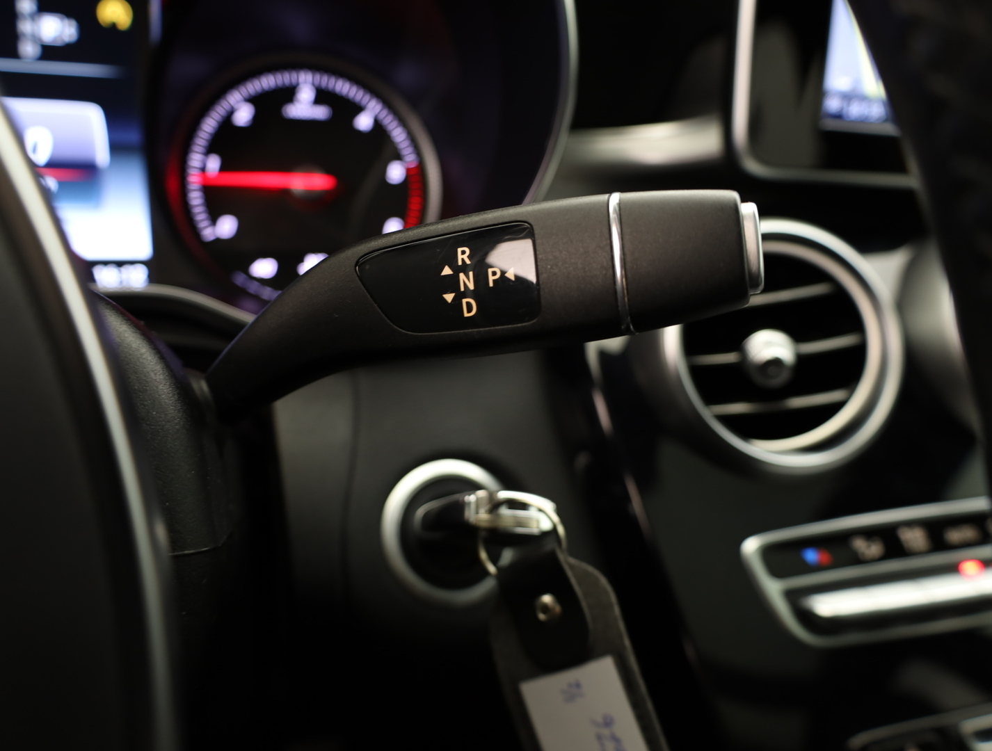 MERCEDES-BENZ C 2015