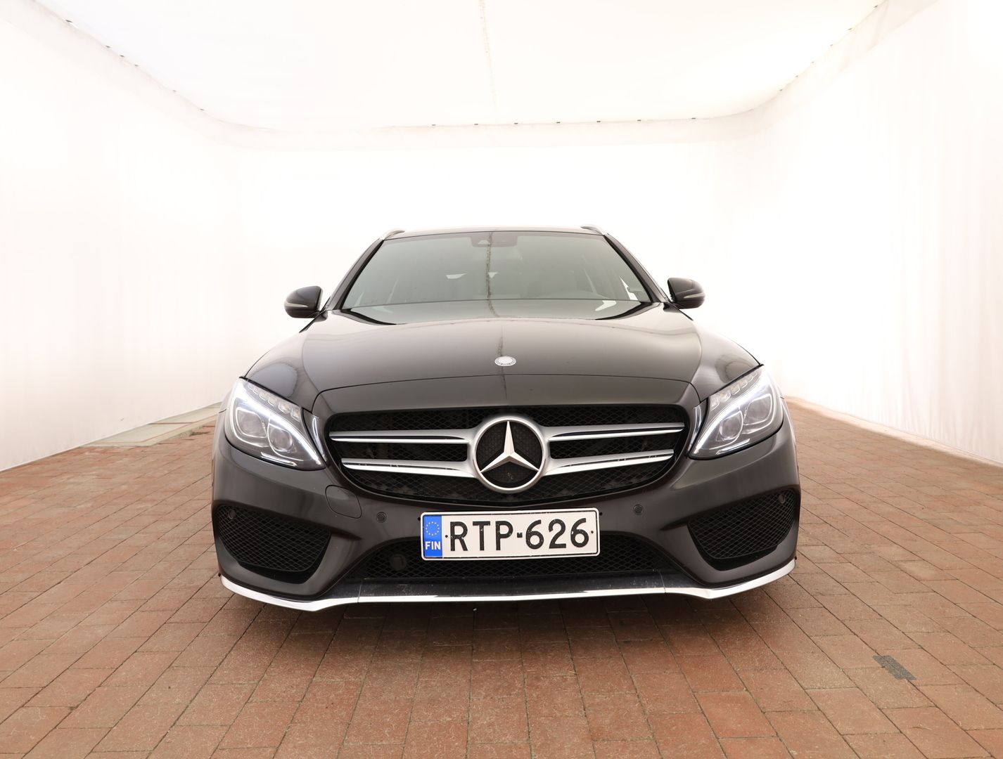 MERCEDES-BENZ C 2015