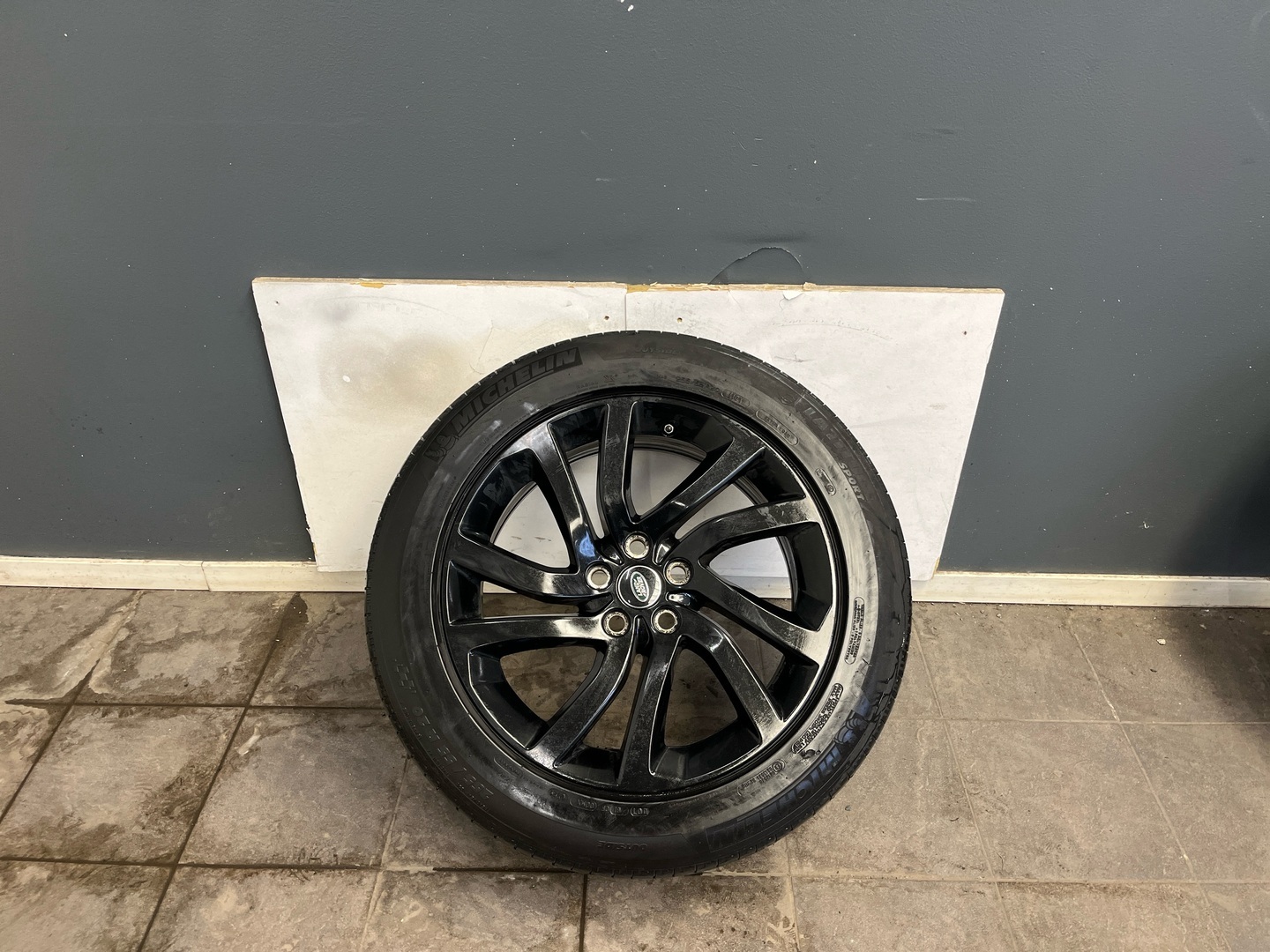 LAND ROVER Discovery 2018