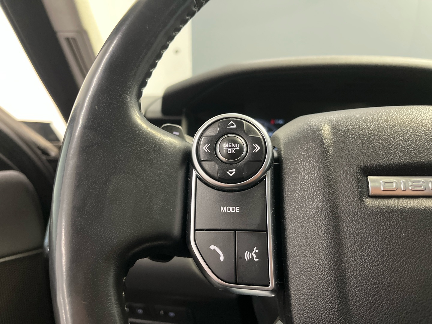 LAND ROVER Discovery 2018