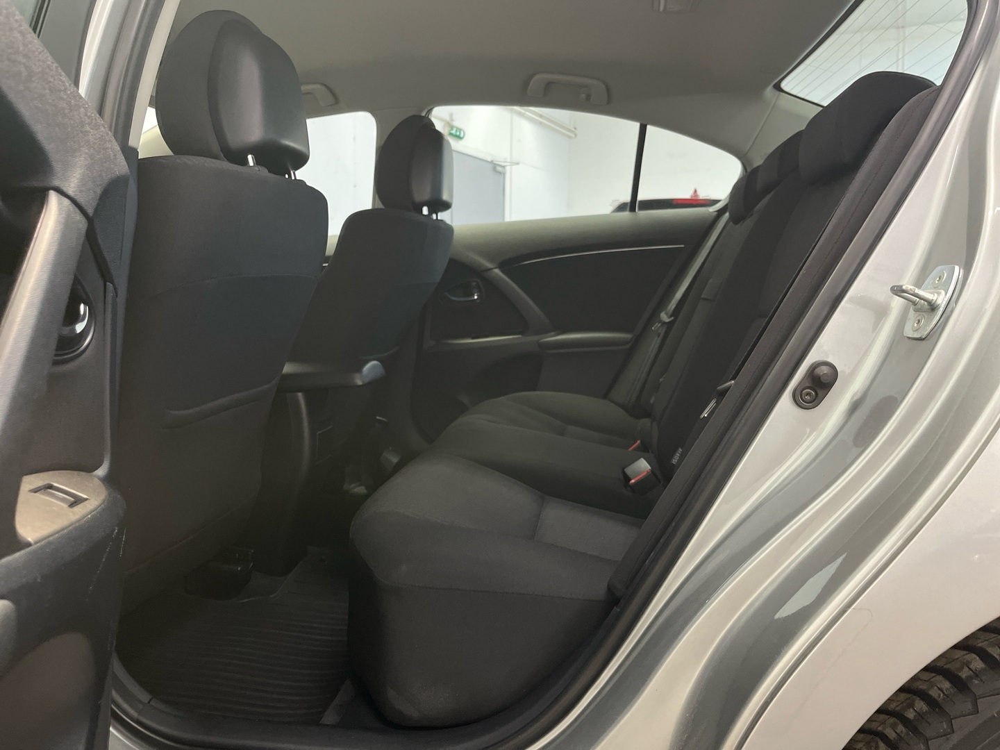 TOYOTA Avensis 2010