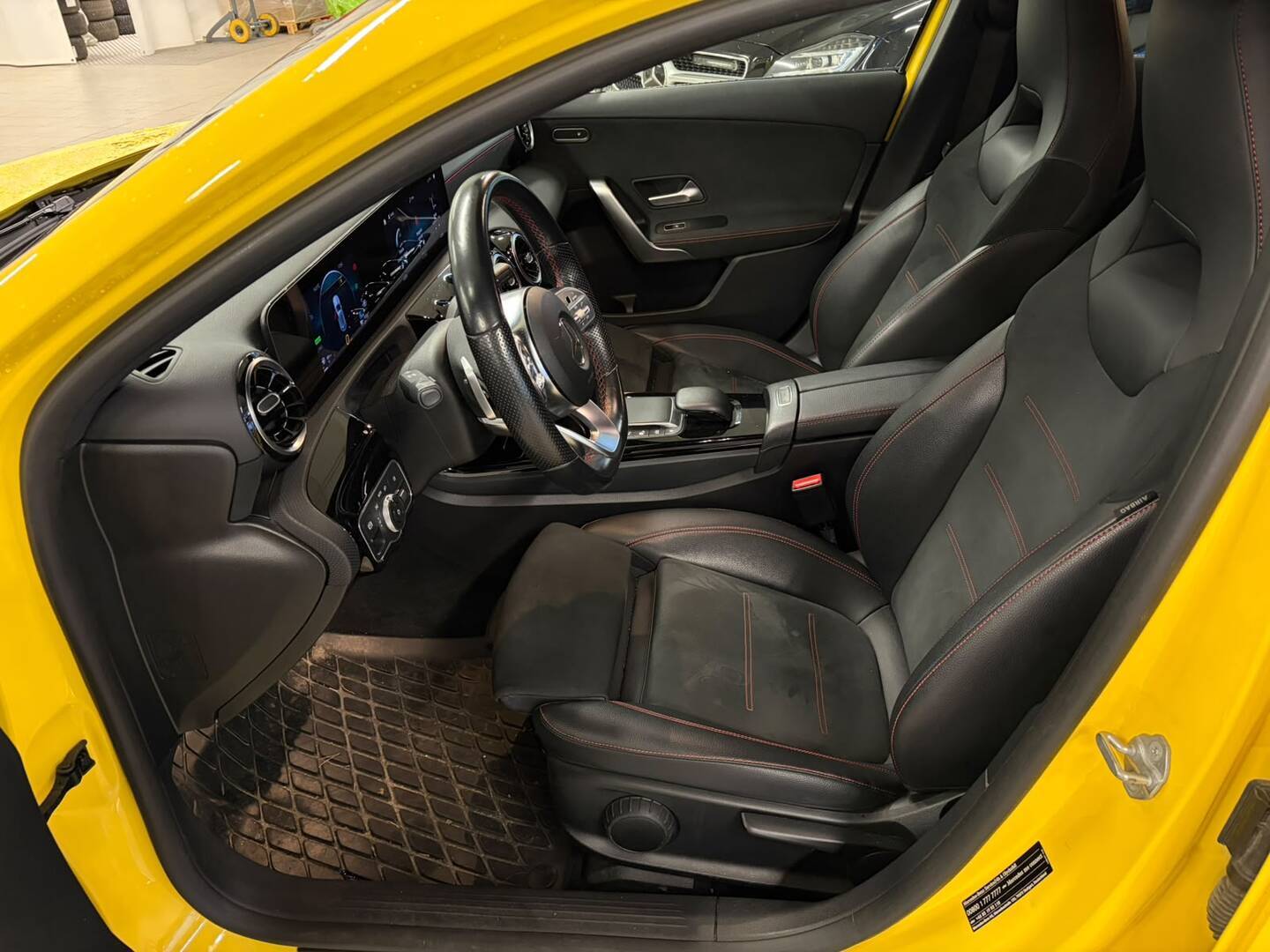 MERCEDES-BENZ A 2020