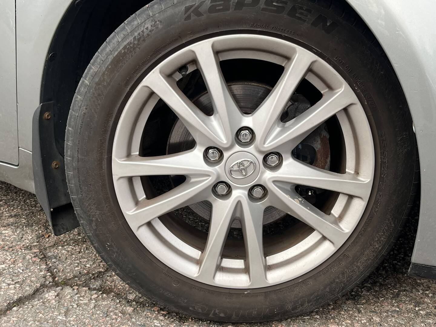 TOYOTA Avensis 2012