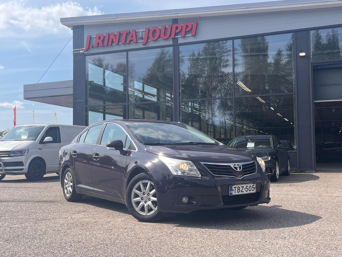 TOYOTA Avensis 2010