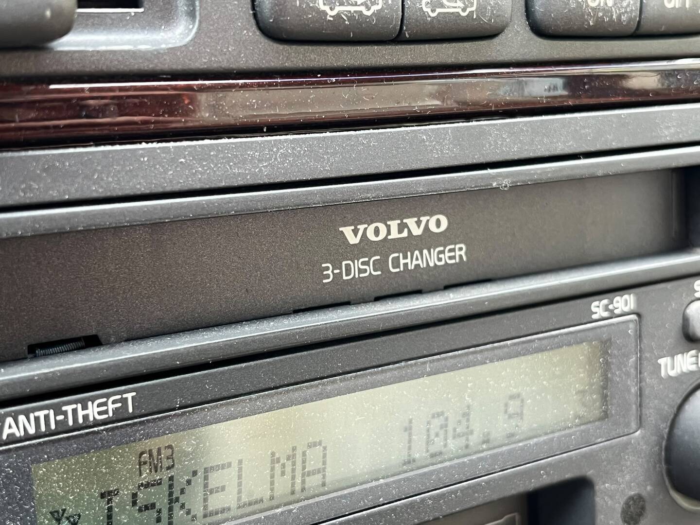 VOLVO S70 2000