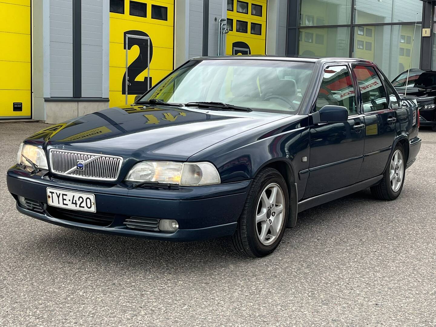 VOLVO S70 2000