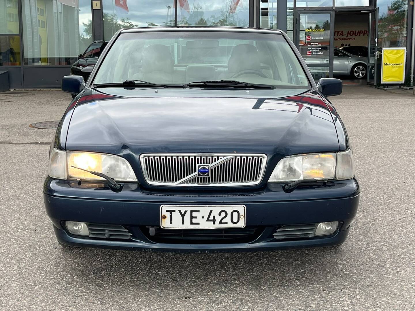 VOLVO S70 2000