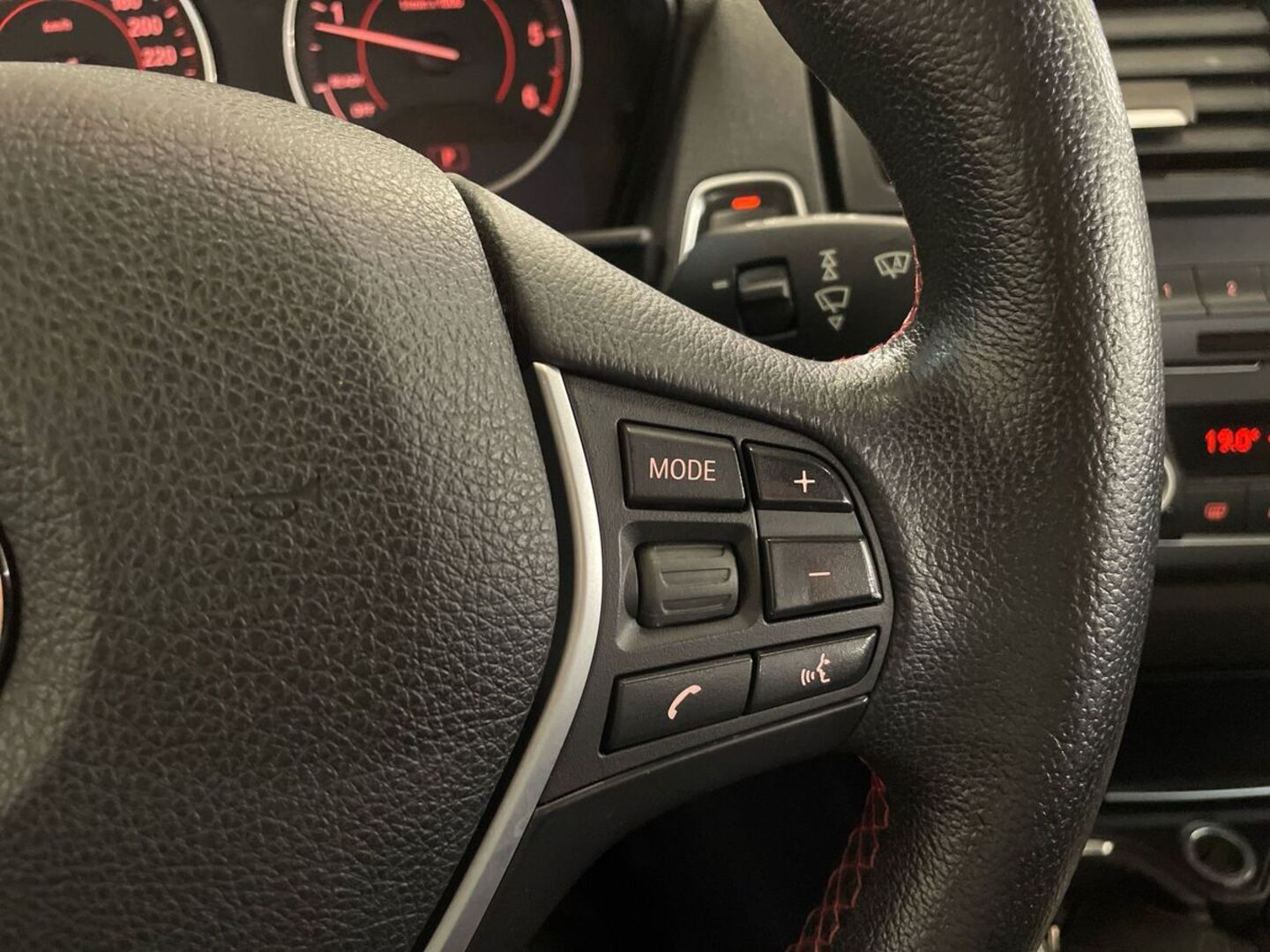 BMW 118 2012