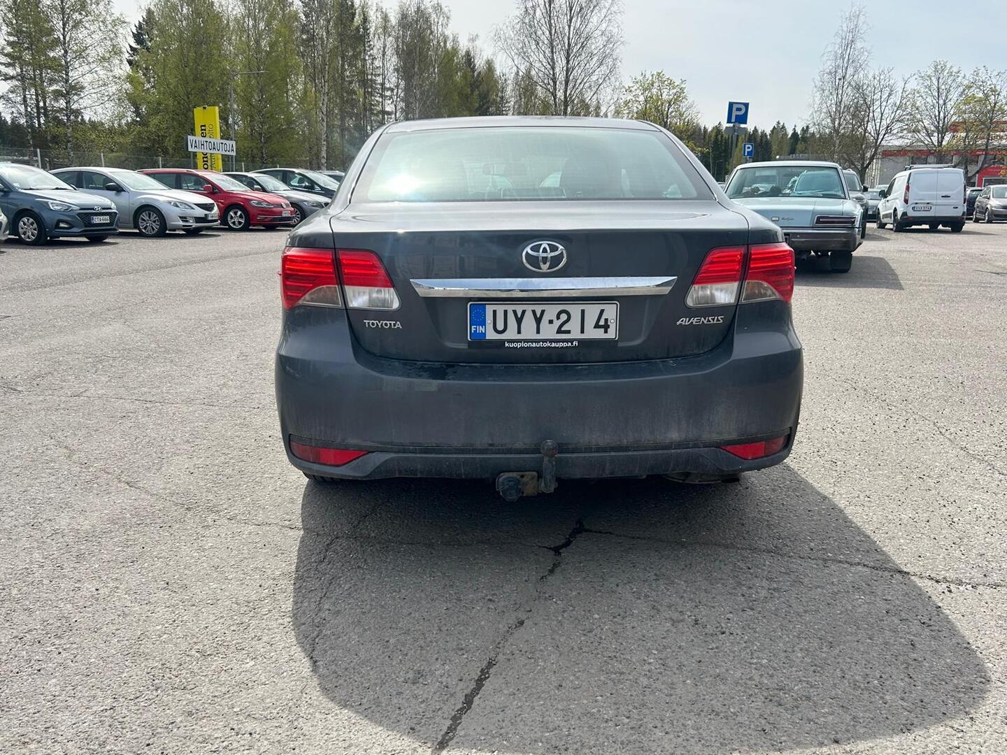 TOYOTA Avensis 2015