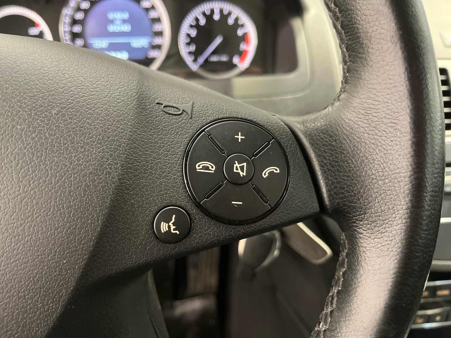 MERCEDES-BENZ C 2011