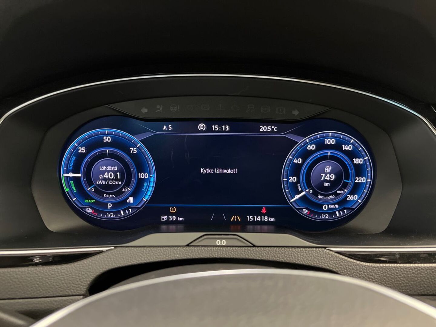 VOLKSWAGEN Passat 15