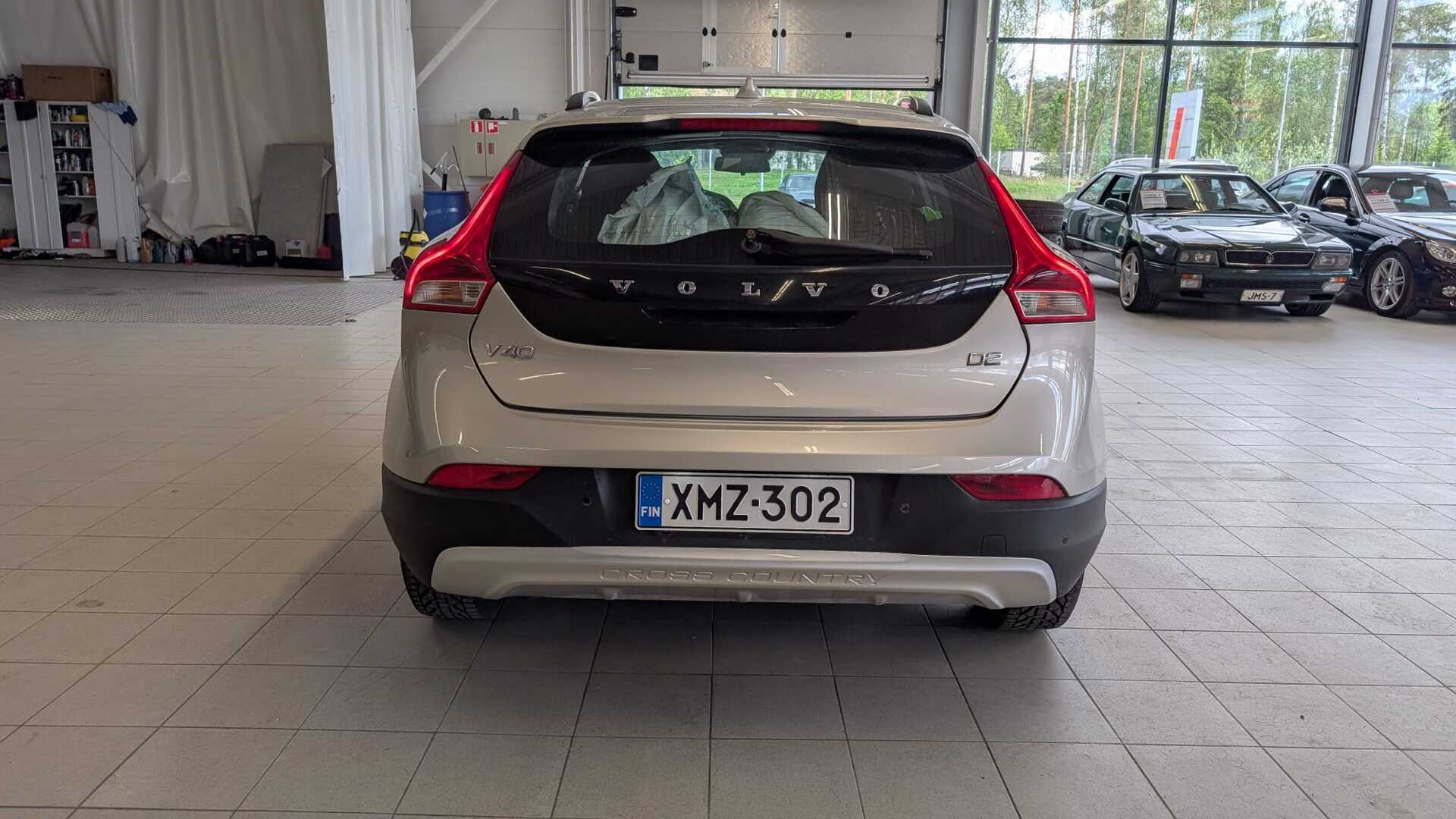 VOLVO V40 Cross Country 2017
