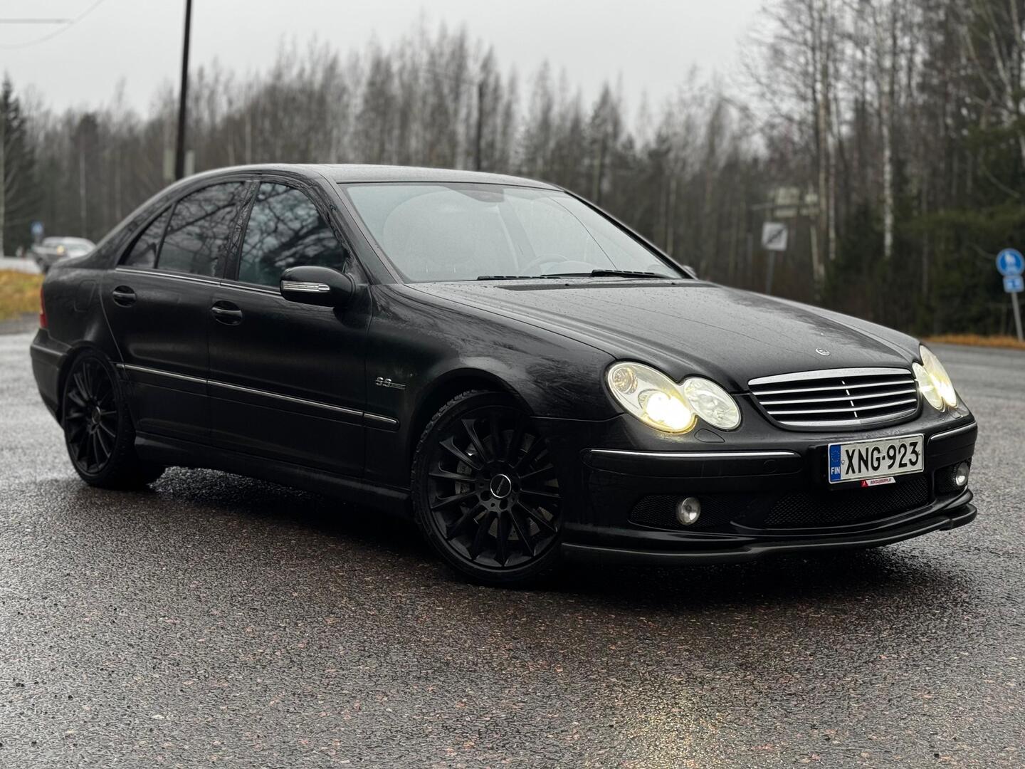 MERCEDES-BENZ C 55 AMG 2004
