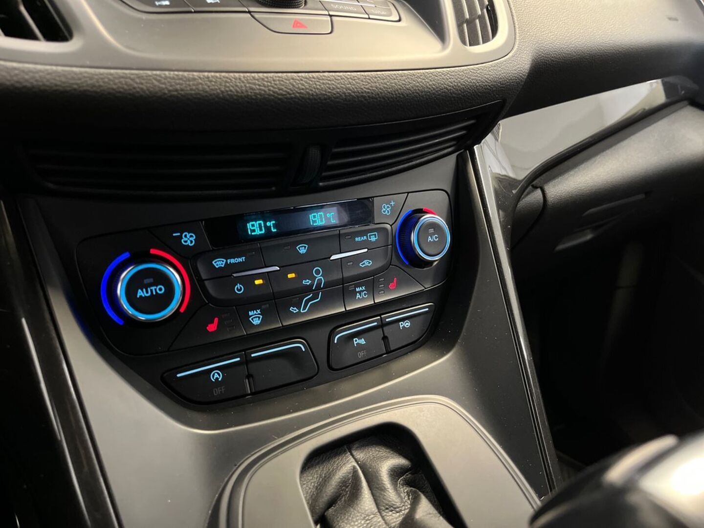 FORD Kuga 2018