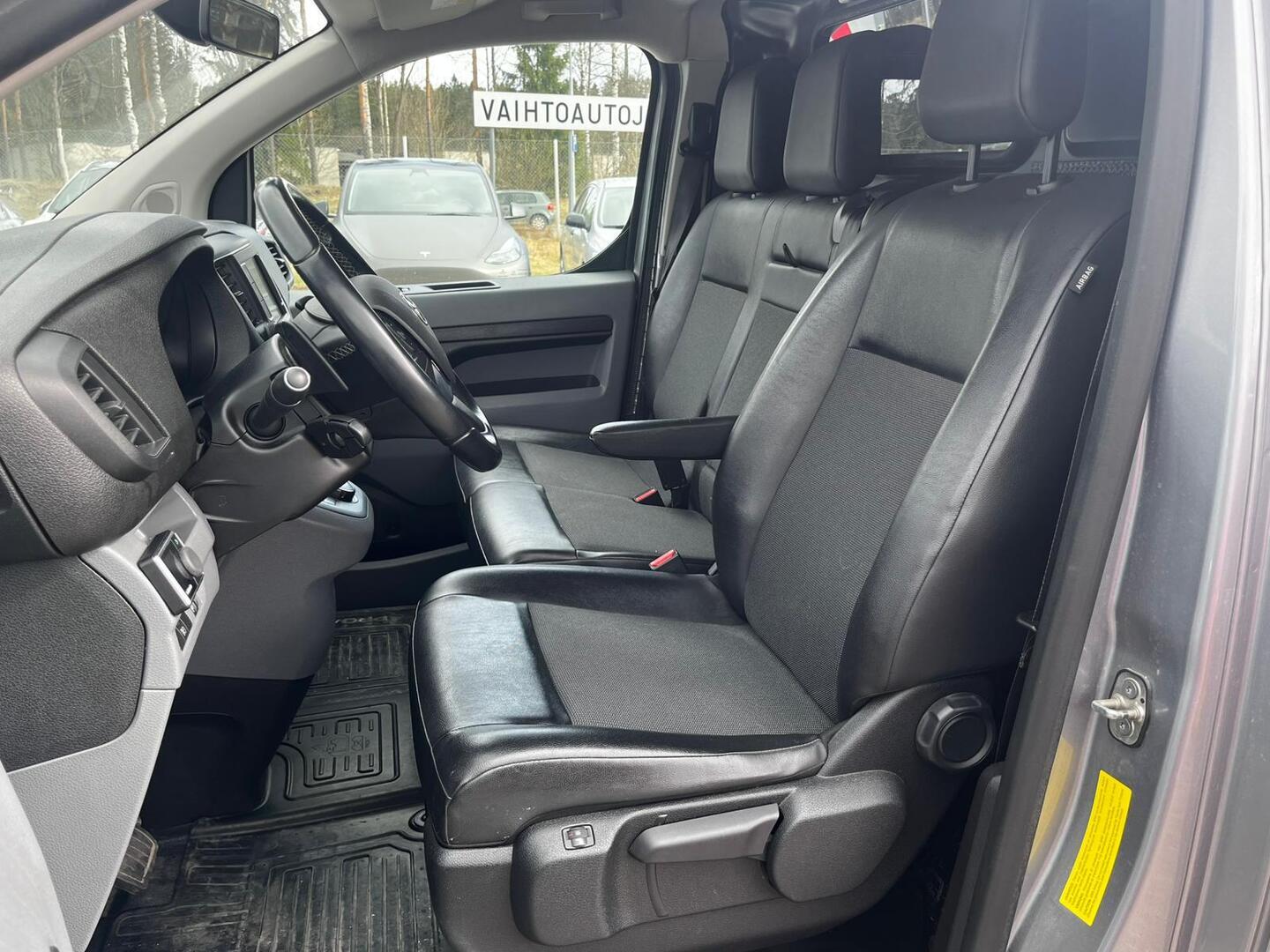 TOYOTA Proace 2020